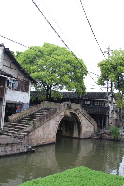 绍兴湖面上的桥,绍兴越城的桥