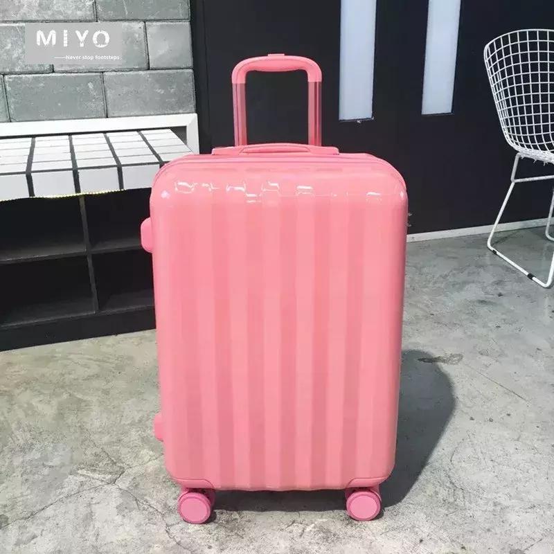 好看实用双肩包休闲品牌,时尚又实用的双肩包到底要怎么挑