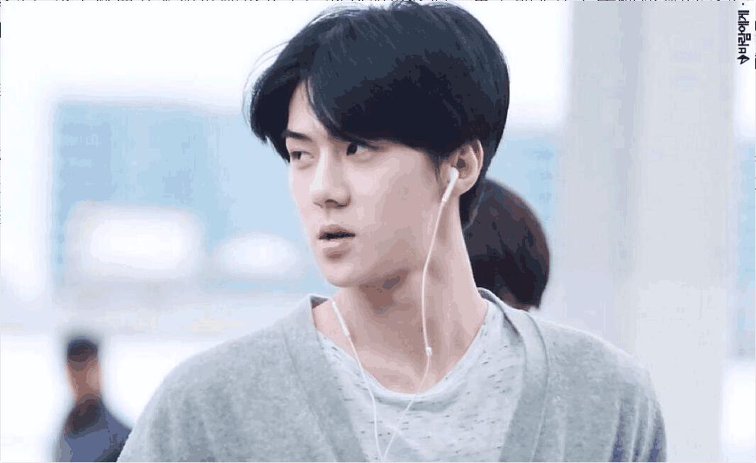 吴世勋金钟仁不争不抢,吴世勋不声不响一鸣惊人