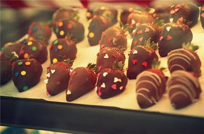 巧克力送女朋友什么牌子好,什么巧克力送妹子比较好