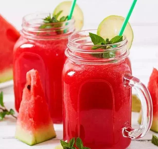 再也不用到“一点点”买水果茶了！