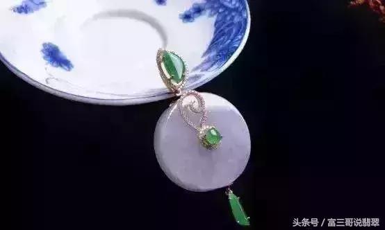 缅甸翡翠摆件翡翠观音挂件价格,花100万购买的翡翠