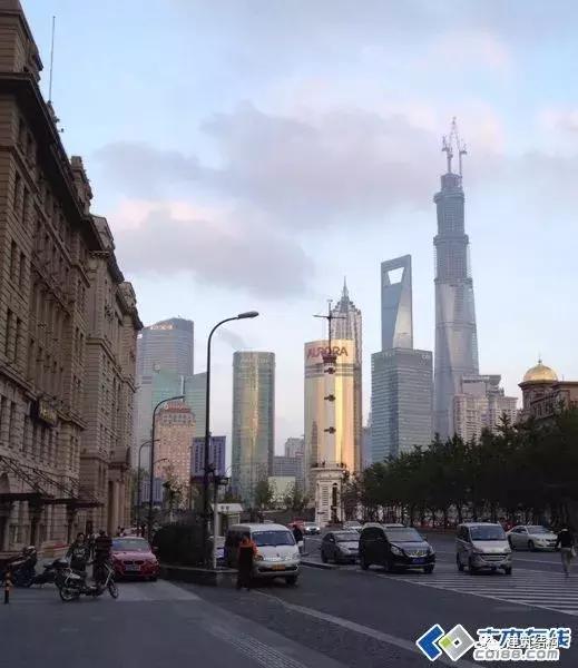 上海中心大厦127层怎么有632米,上海中心大厦632米127层内部