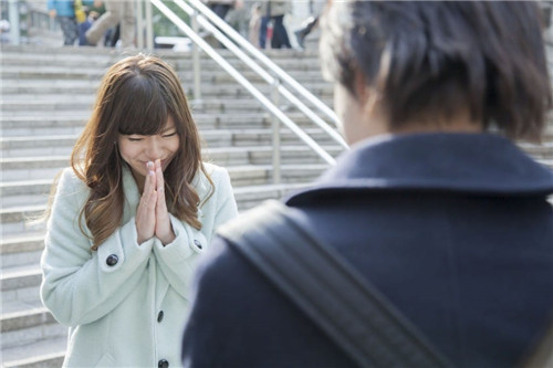 教你通过一句话辨别日本人,中国人看到日本人是什么表现