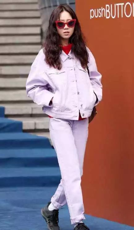 孔孝真穿的裙子,孔孝真穿着启示录