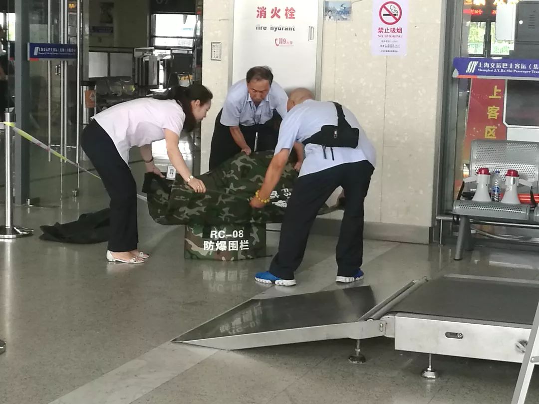 许多人不知道，在长途汽车客运站做出这些行为，不但无法乘车，还可能被带走处理