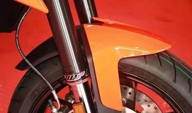 新款ktm790duke水泥灰,ktm发布2018款duke790多少钱