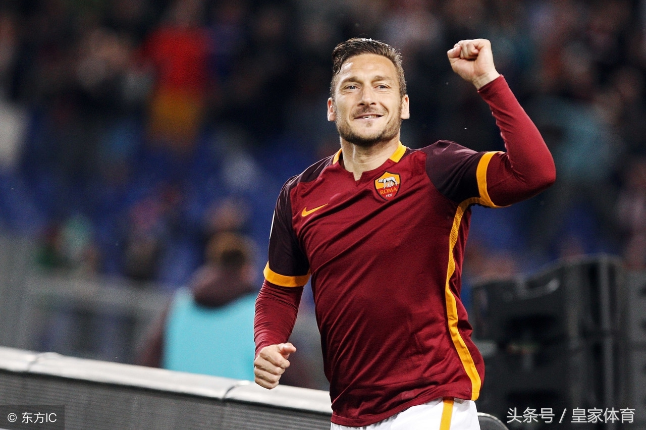 足坛1974年出生的球星,足坛历史最强球员力压罗纳尔多