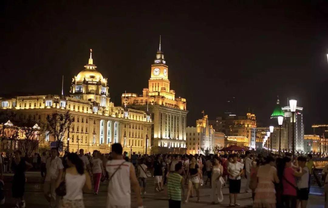 有一份真正的爱情却没有珍惜,有一种爱情不能相守却相爱一生