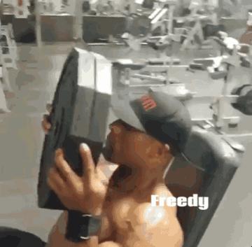 三角肌前束怎么练都练不出饱满,三角肌后束怎么练呢