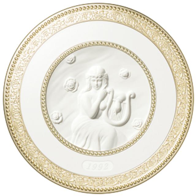 嘉娜宝天使蜜粉gr版和药妆版区别 (嘉娜宝天使蜜粉和纪梵希哪个好用)