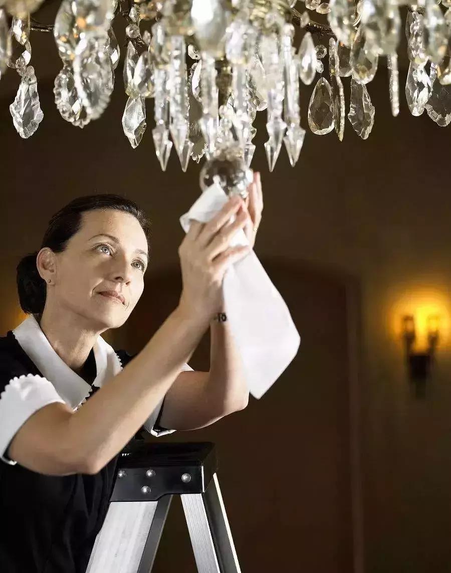 吊灯一般在哪里买的,吊灯买什么样的比较好用