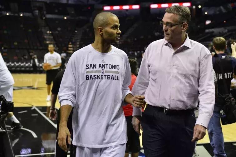 法国小跑车帕克,法国跑车帕克纪录片