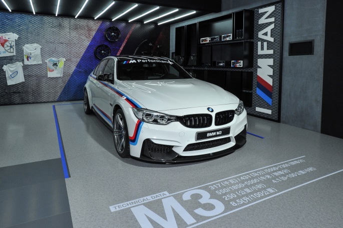 宝马m的漂移,宝马m系漂移教程