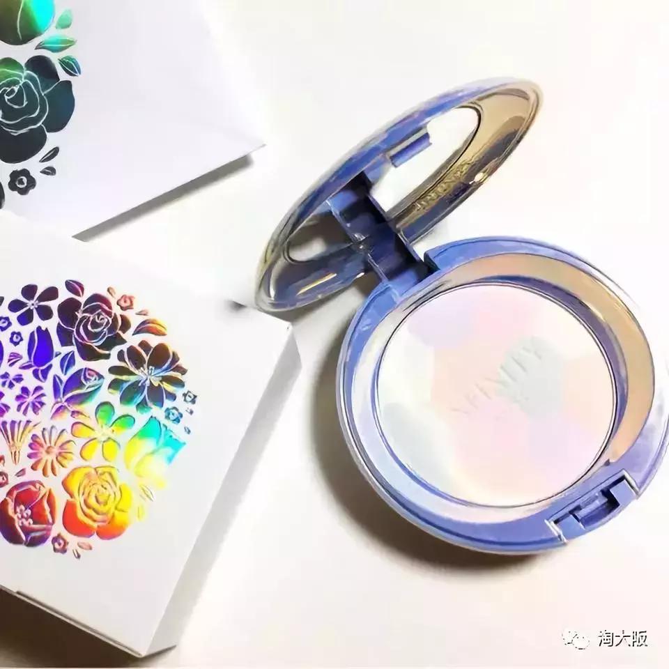 dior圣诞蜜粉,香奈儿圣诞款修颜蜜粉