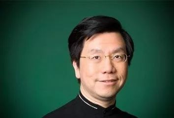 李开复传奇人生故事,李开复商业模式案例