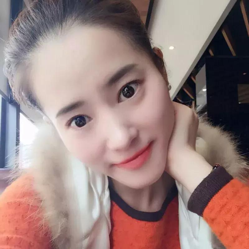 粉丝的包包,粉丝的口红