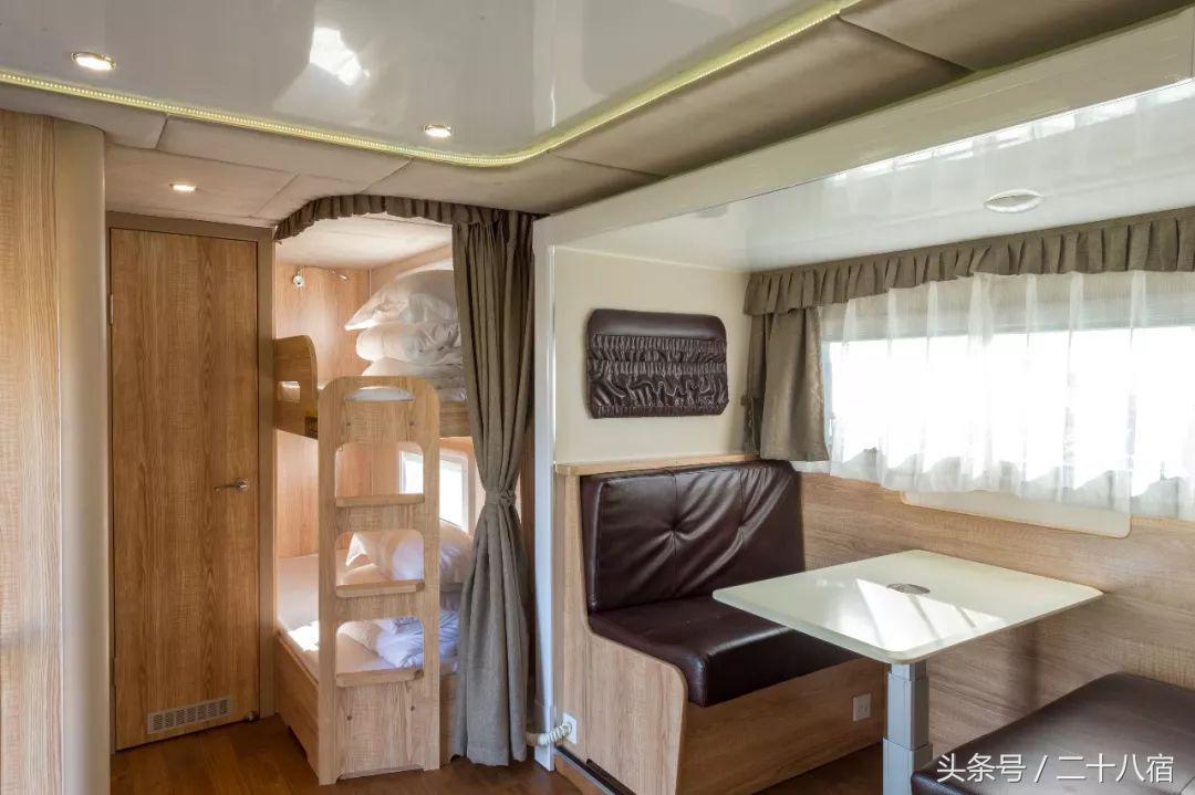 陈柏霖纳米比亚自驾游视频,陈柏霖在沙漠开车