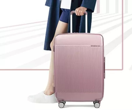 一个人旅行必备行李箱,适合去旅行拿的行李箱