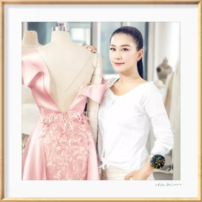 设计师兰玉婚纱设计,中国高定婚纱设计师