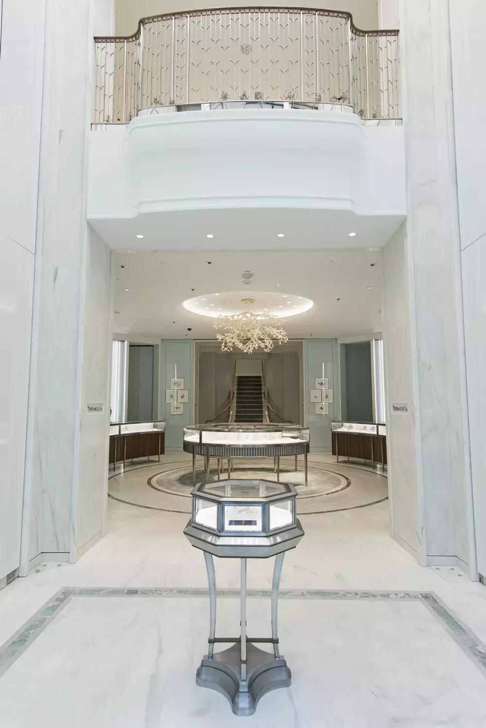 C位女神の心机3大撞星事件频发地让你和梦想中的ICON“一吻定情”