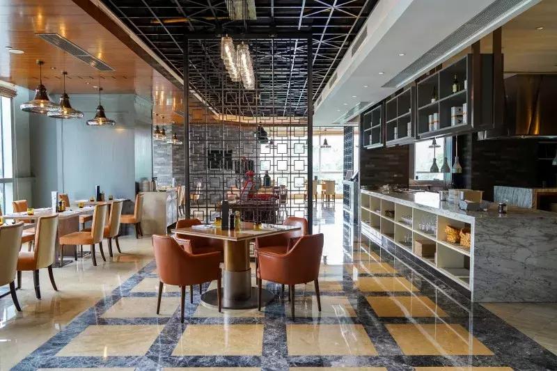 成都希尔顿酒店内部设施,成都希尔顿酒店