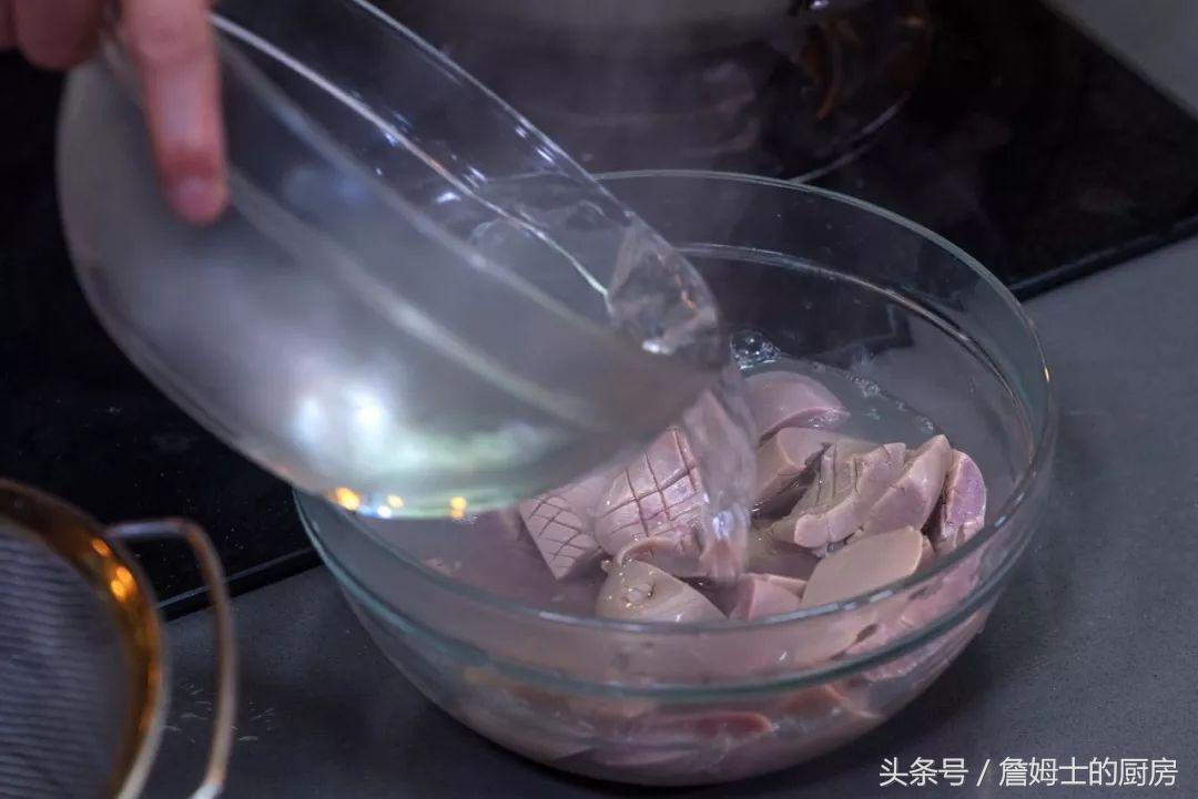 吃过这样的猪腰，会让你质疑你之前吃的都不是猪腰……｜麻油猪腰