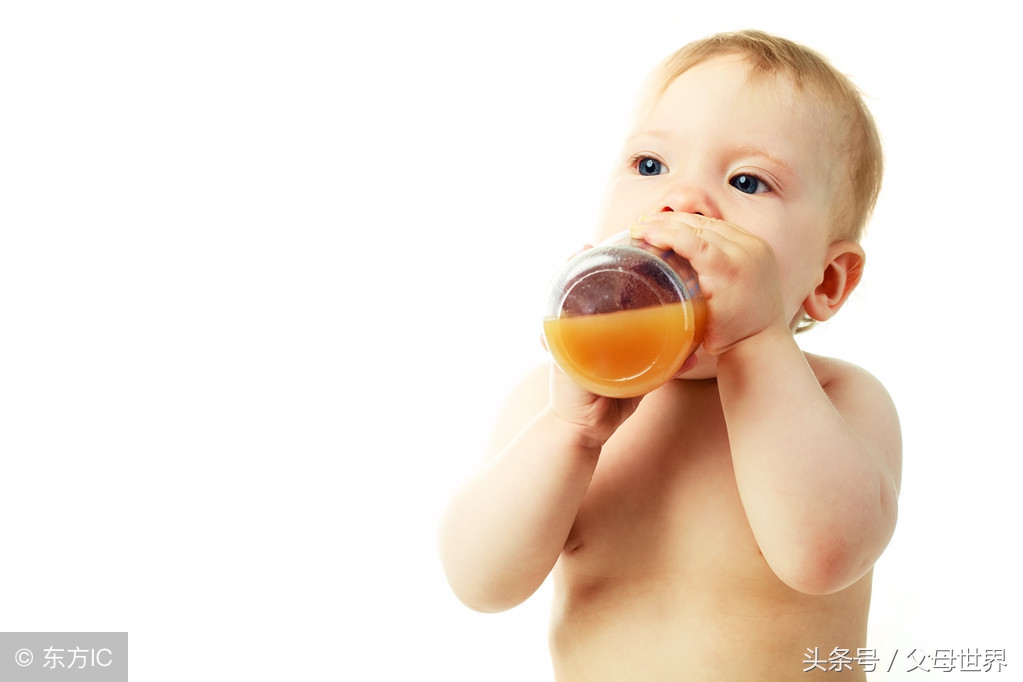 宝宝不爱喝水还可以喝什么代替水,宝宝喝水不能一直用奶瓶