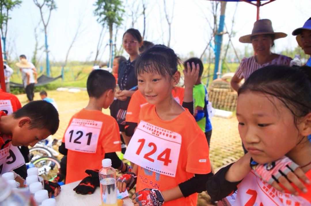 全国独轮车比赛怎么报名,独轮车全国比赛视频