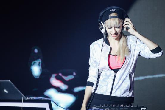 特步疯狂再启广州总决赛,特步热炼工厂