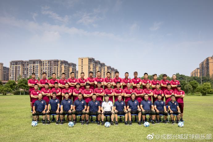 继“兵马组合”后，这对四川足球旗帜人物也要率队登场了