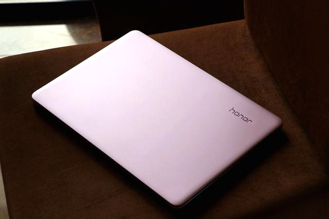 荣耀magicbookx16战斗版基础办公,荣耀magicbook150