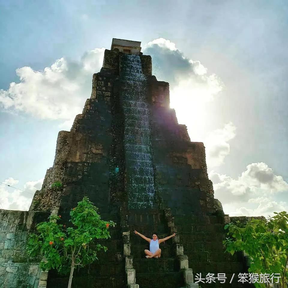 发现了长得像图卢姆的准网红小镇，人均500住进加勒比海景别墅