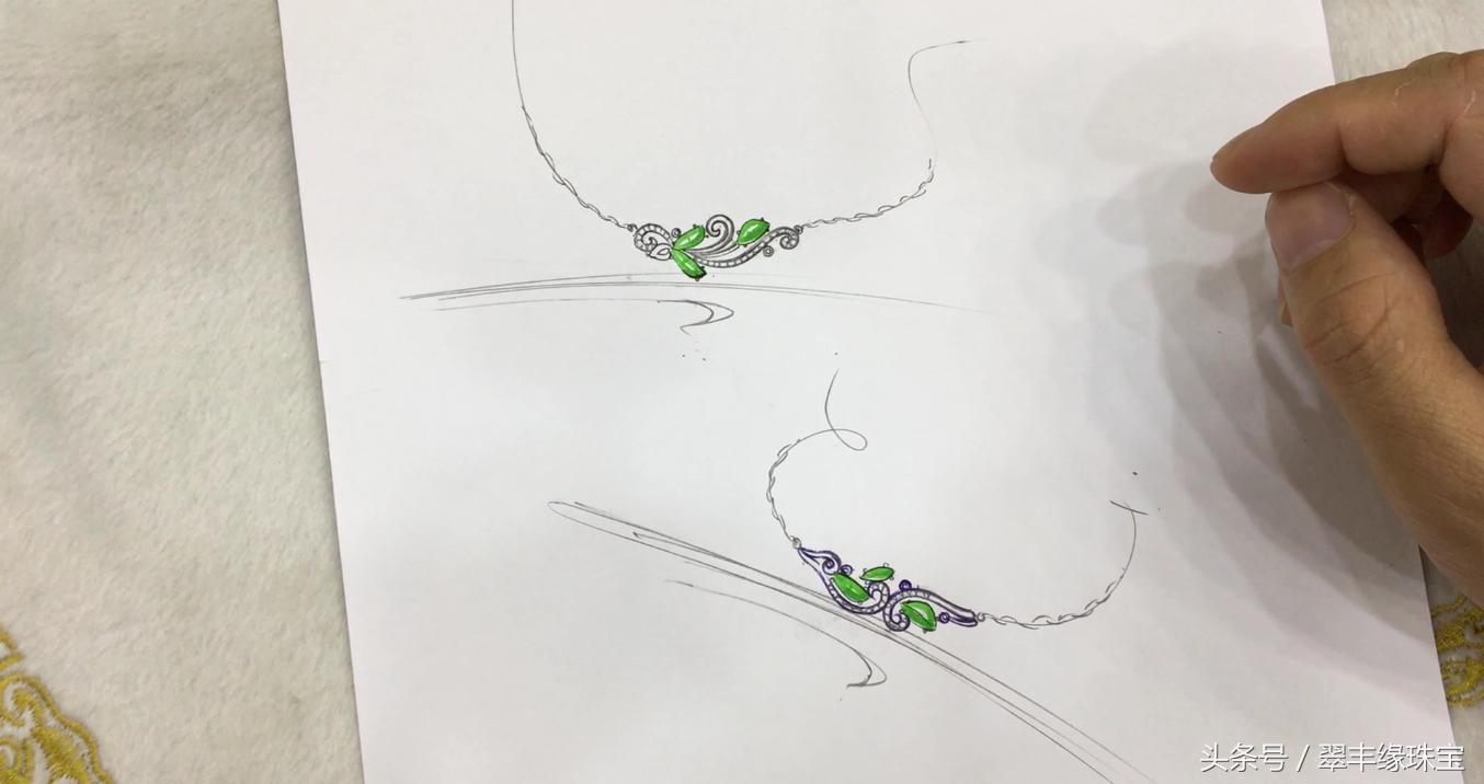 珠宝首饰不一定要买贵的，要买适合自己的，美女这条锁骨链怎么样