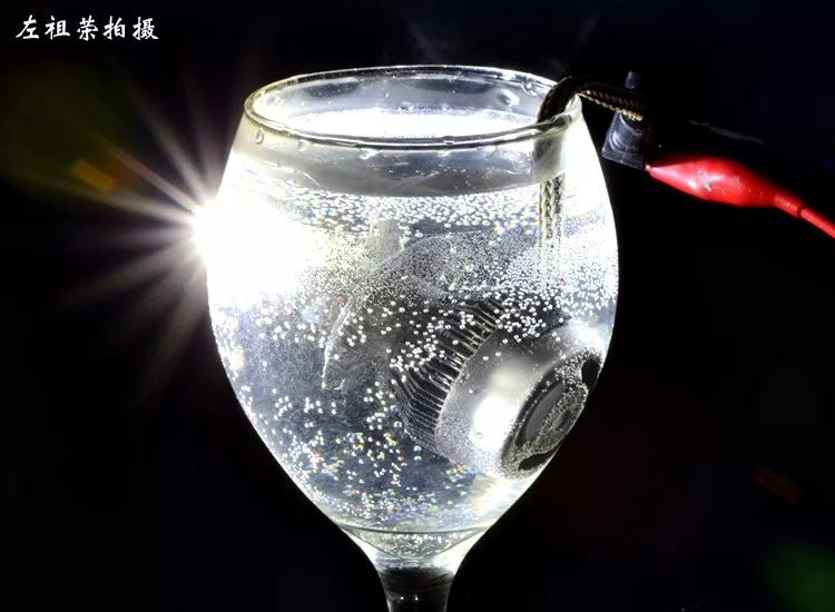 更换led车灯要不要装防尘罩,汽车大灯更换外罩需要多少度