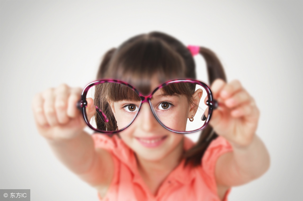 远视怎么办？患了远视吃什么食物能够缓解？