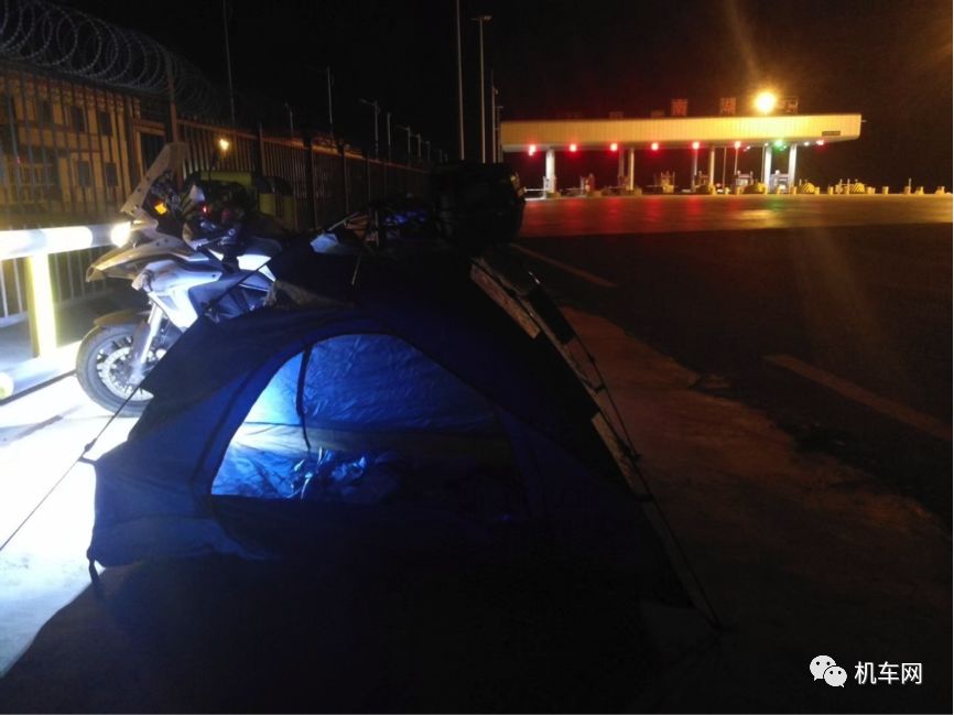 骑自行车穿越罗布泊路线,trk502骑行视频第一视角