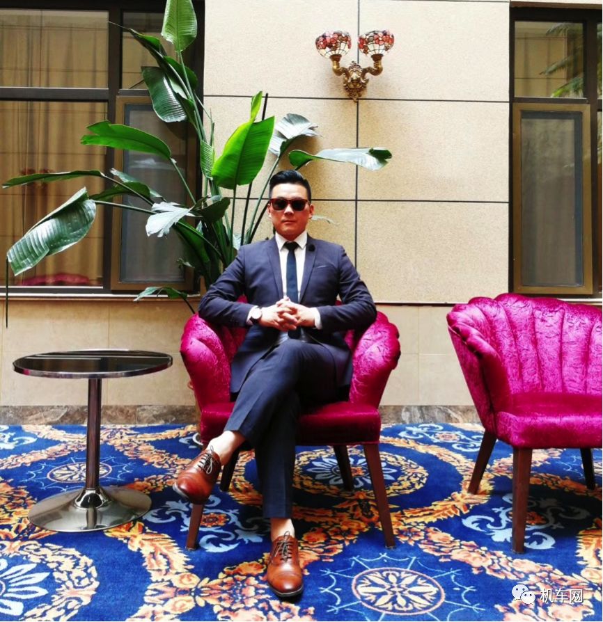 骑自行车穿越罗布泊路线,trk502骑行视频第一视角