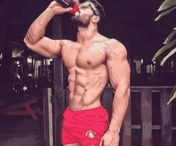 健身喝蛋白粉多久才能练出肌肉,长期锻炼吃蛋白粉后停止会怎么样