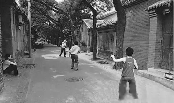 30年前的人们是怎样生活的,30年代的人的生活