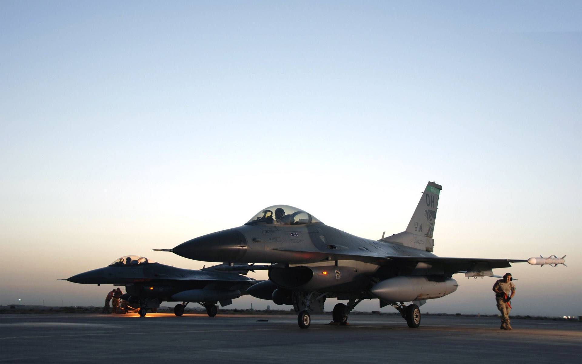 美国f16战斗机参战最新消息,美国为什么不买f16战机