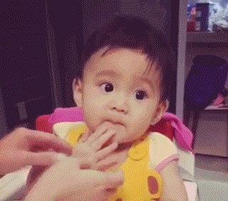 咘咘和波妞送妈妈礼物,波妞和咘咘同款乳名