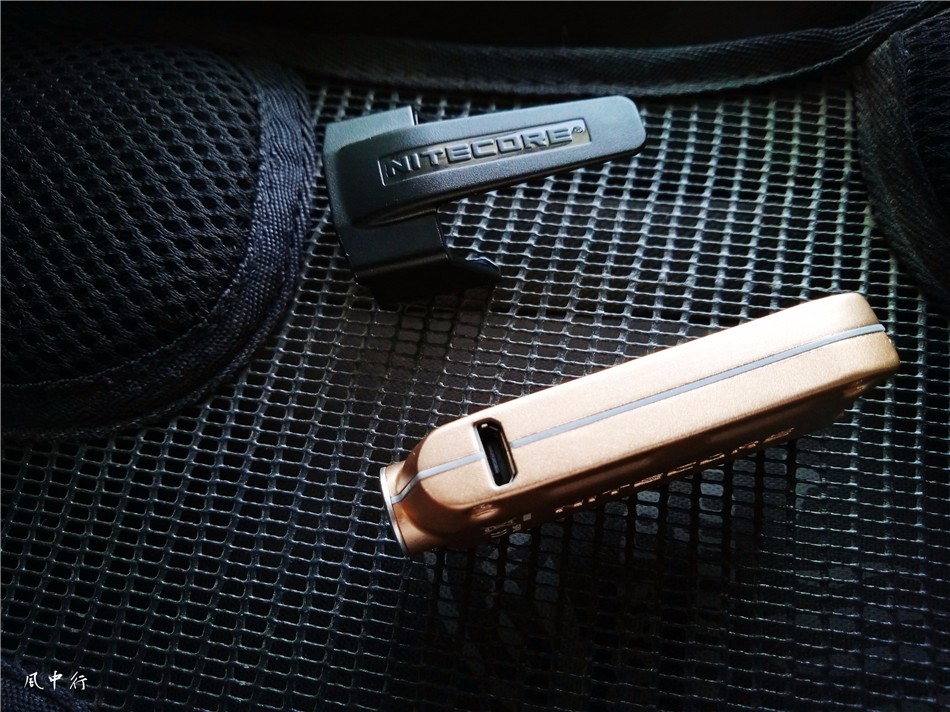 nitecore奈特科尔10000流明手电筒,nitecore手电筒老款