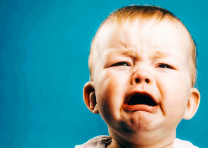 秋季宝宝手上长出小水泡,宝宝手上长了一片小水泡怎么解决