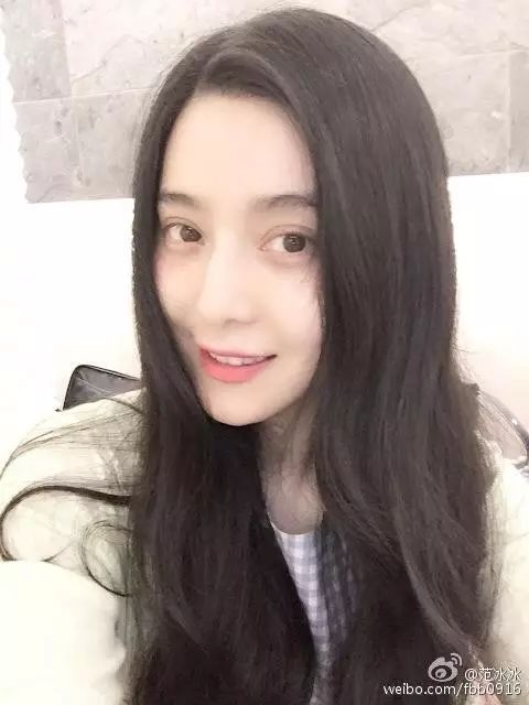 范冰冰佟丽娅红色礼服,范冰冰佟丽娅红毯造型