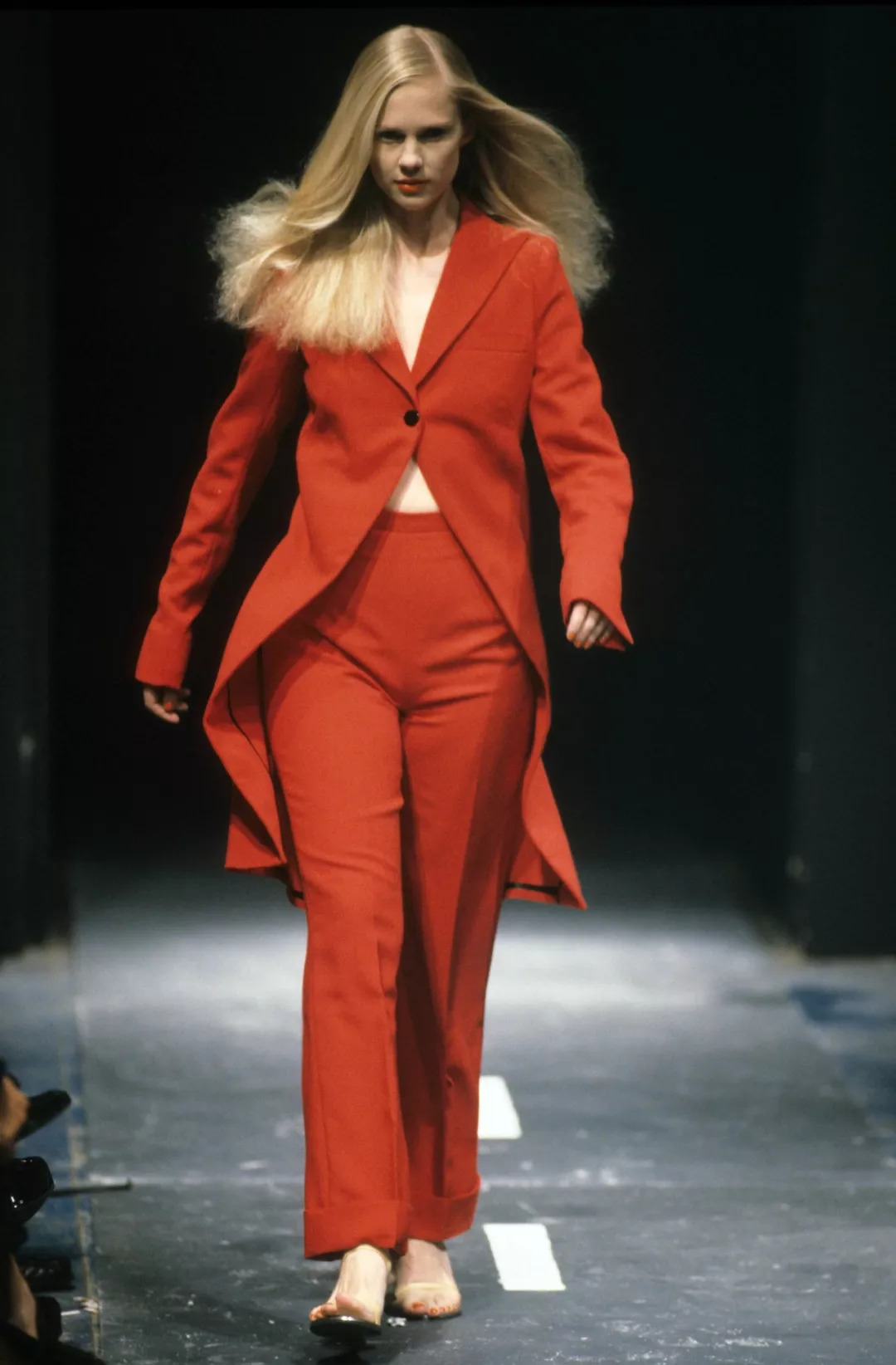 alexandermcqueen代表作品,alexandermcqueen是高定吗