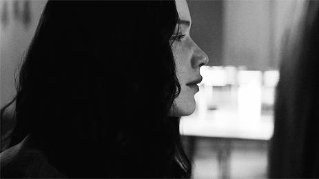 alexandermcqueen代表作品,alexandermcqueen是高定吗