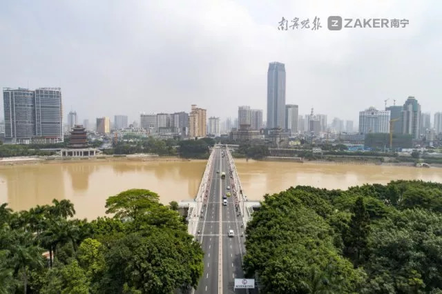 以前的南宁邕江大桥,南宁市邕江大桥以前的样子