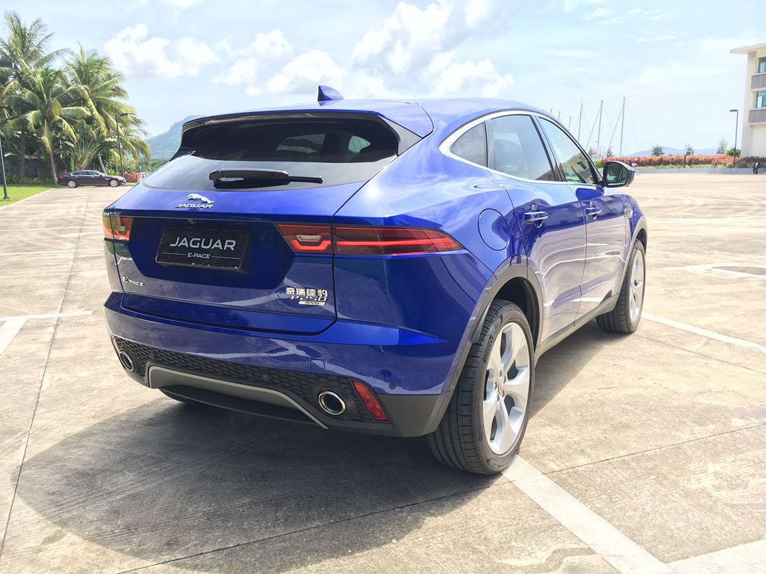 试驾捷豹e-pace视频,捷豹e-pace2018款p250se国v