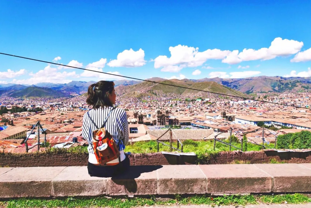 来谈谈作为一个油痘皮，我的旅行化妆包里必备的产品有哪些